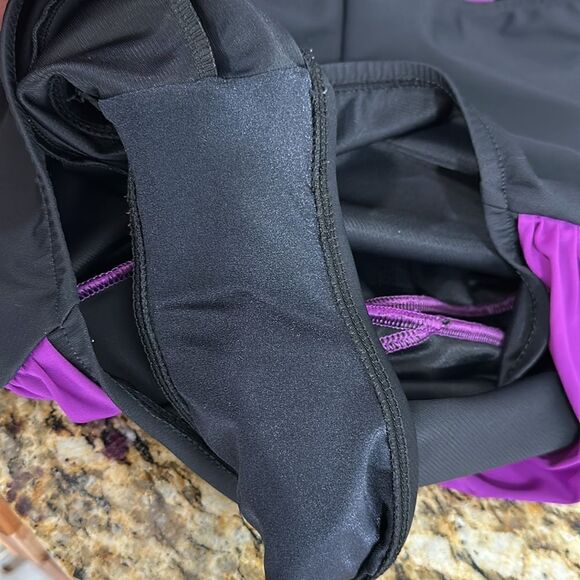 Miraclesuit Color-Block Megan Tummy Control One-Piece Swimsuit 10 - Picture 7 of 9